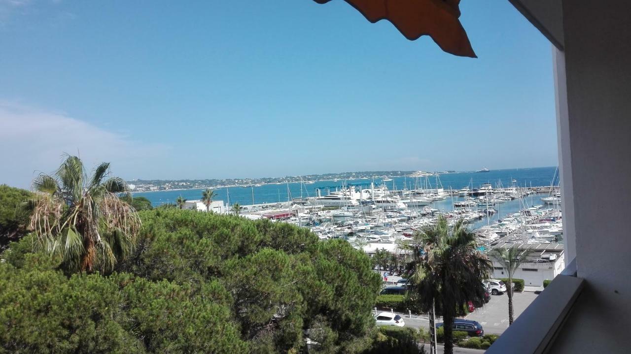 Grand studio climatisé en bord de mer avec parking sécurisé Golfe-Juan Extérieur photo